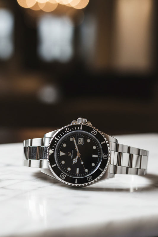 Men's Black Dial Submersible Diver Watch